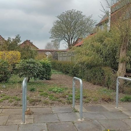 Ferienwohnung Alte Schule Ruhwarden Екстериор снимка